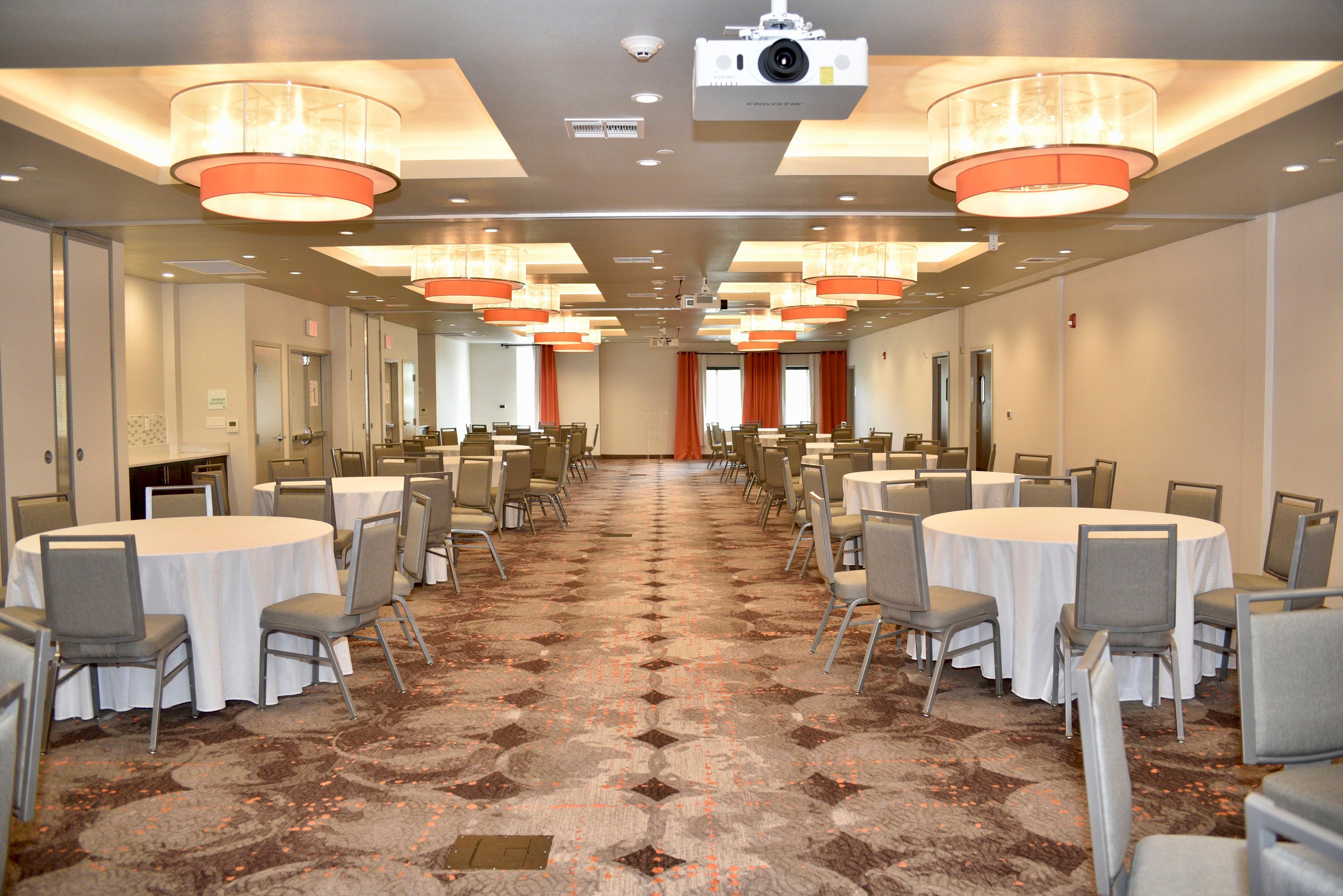 Holiday Inn Windsor - Wine Country By Ihg Exteriör bild