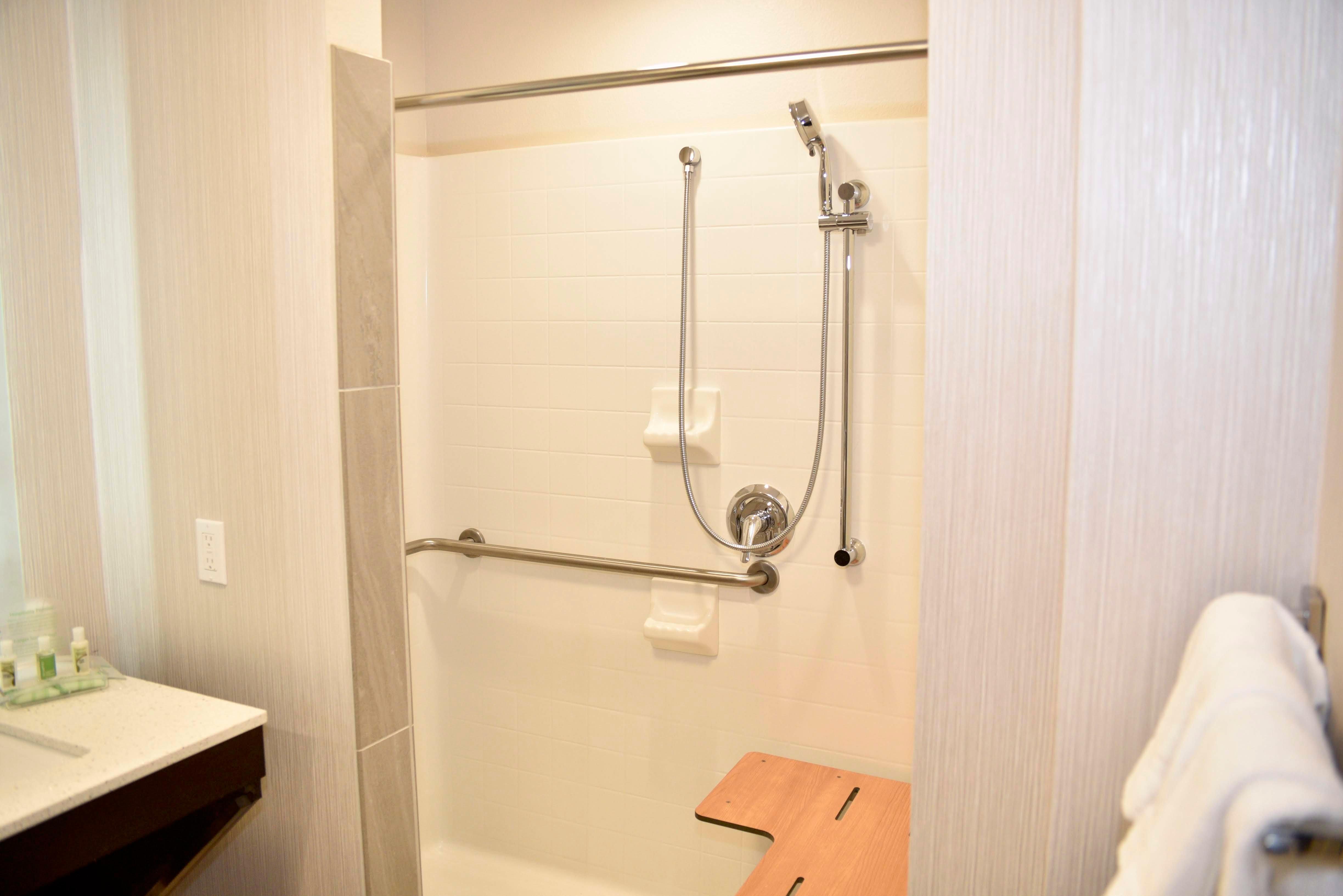 Holiday Inn Windsor - Wine Country By Ihg Exteriör bild